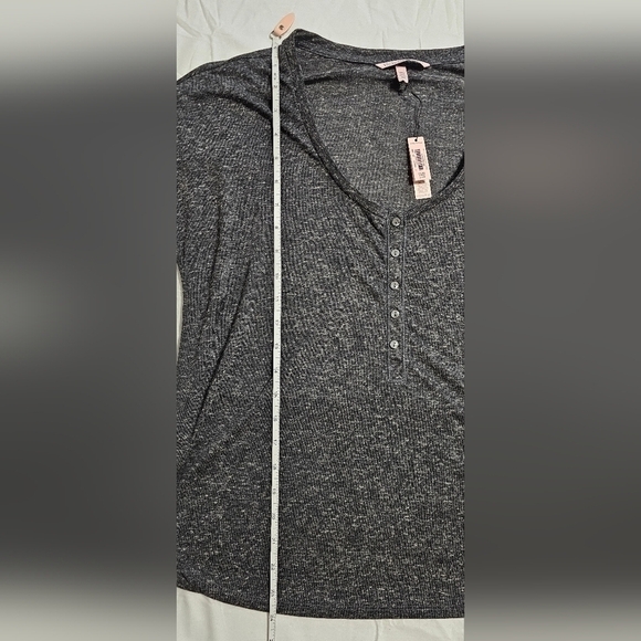 Victoria's Secret Sleep Top Size Small NWT - Picture 6 of 6